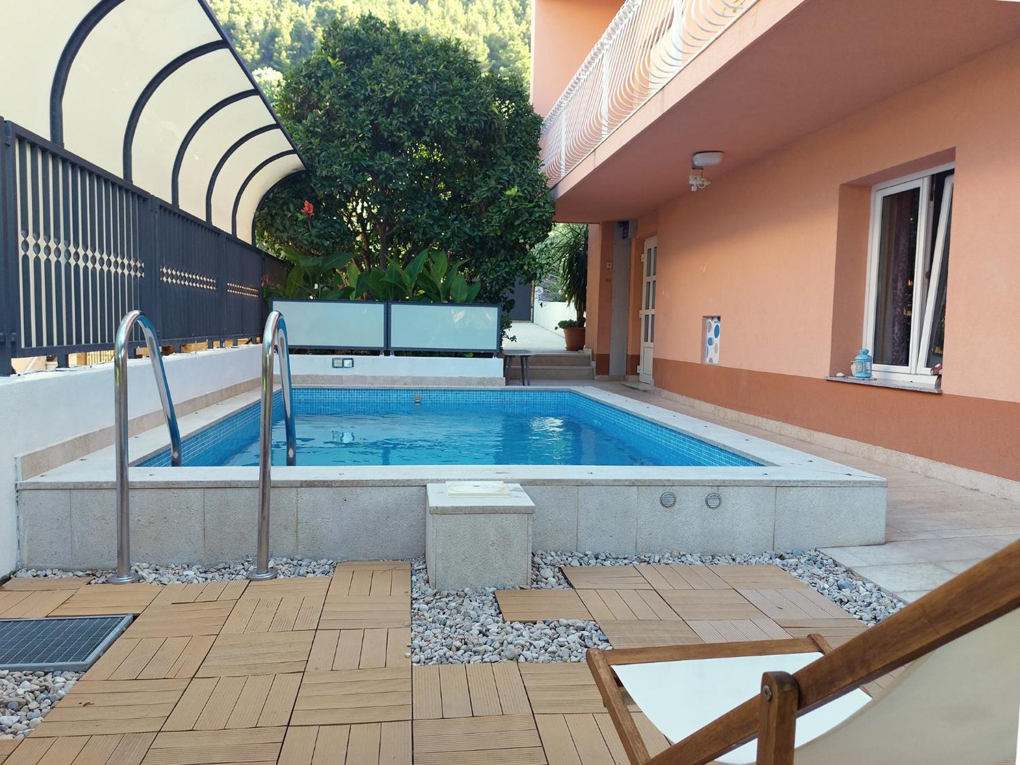 Poolside Paradise - A Hidden Gem In Spalato Esterno foto