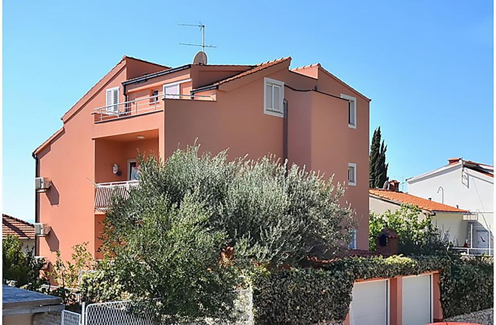 Poolside Paradise - A Hidden Gem In Spalato Esterno foto